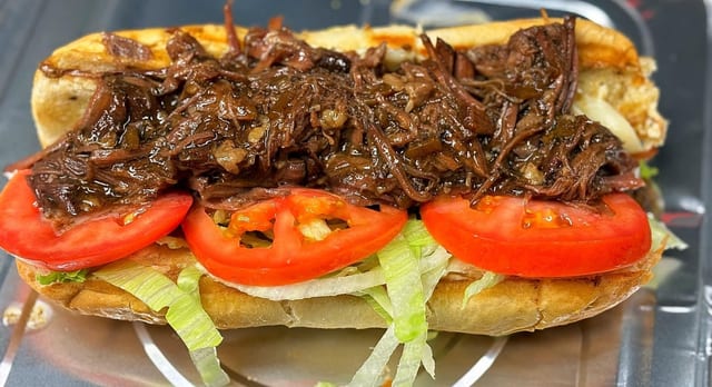 Debris Poboy.